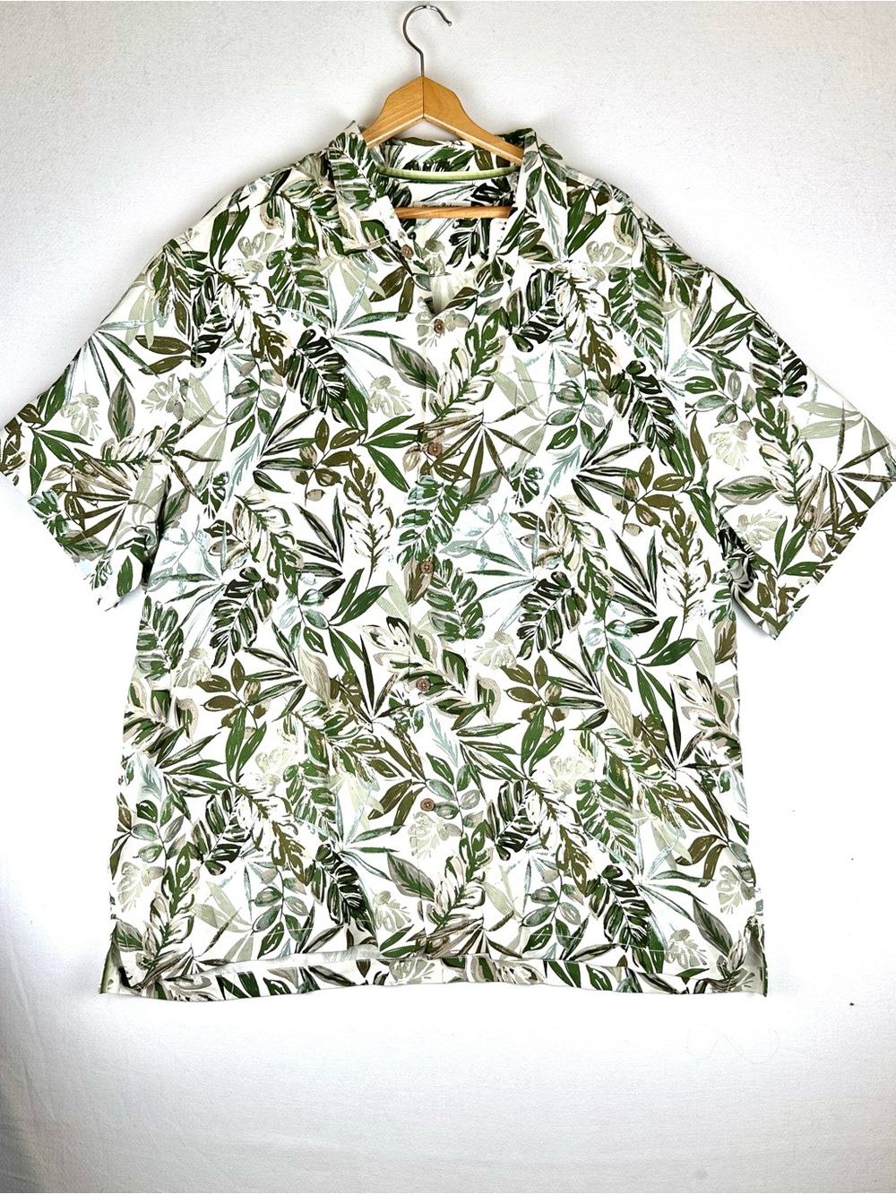 Tommy Bahama‎ Sandy Cape Vines Silk SS Button Down Shirt Aloha Hawaiian NWT